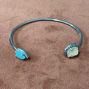 Chloe & isabel Open bangle bracelet.